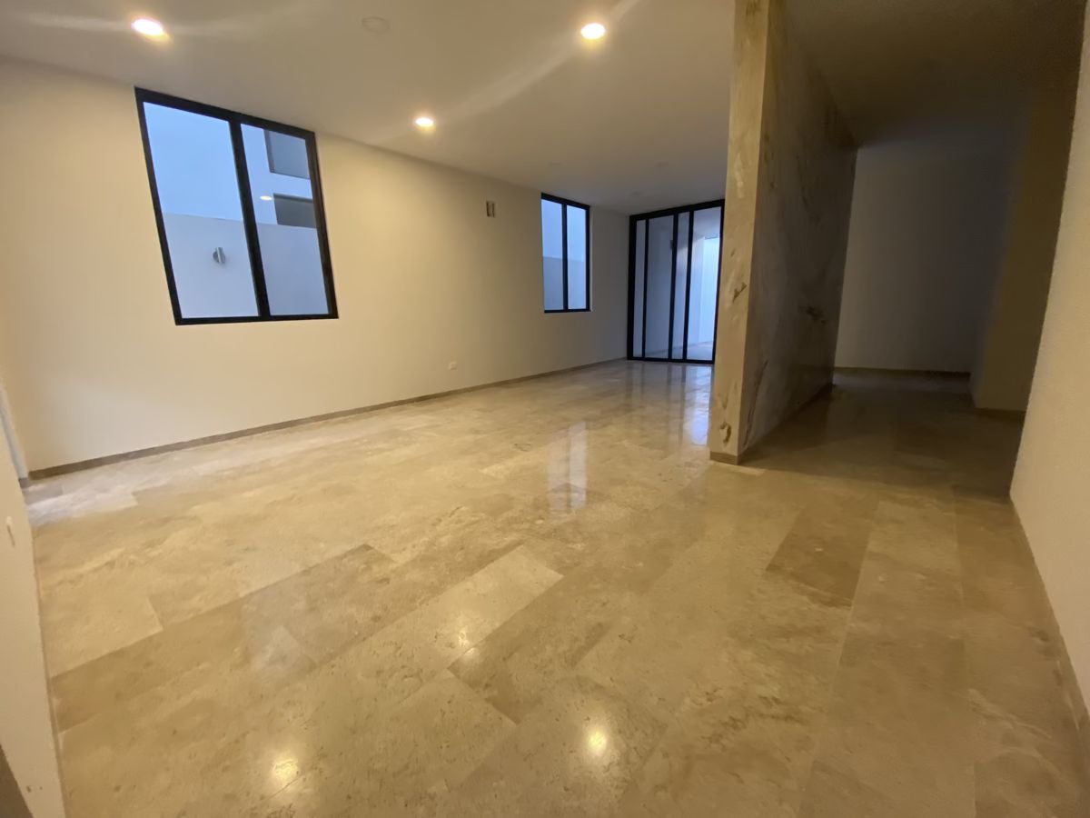 4 of 19: sala-comedor