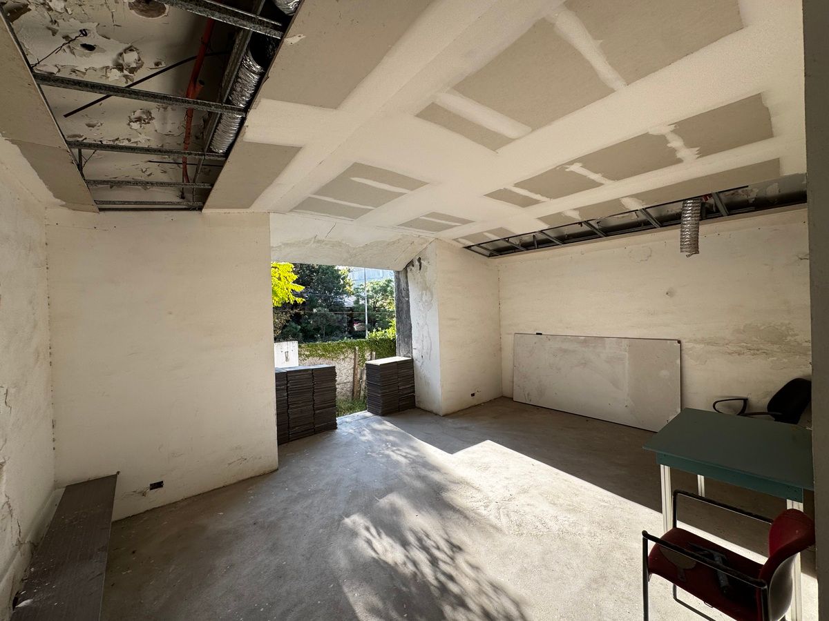 10 de 20: OFICINA PRINCIPAL O BIBLIOTECA