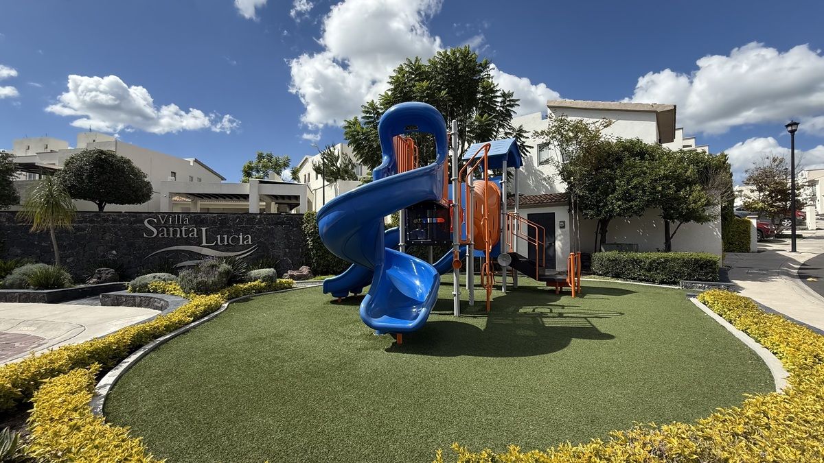 CASA EN RENTA RESIDENCIAL EL REFUGIO QUERETARO
