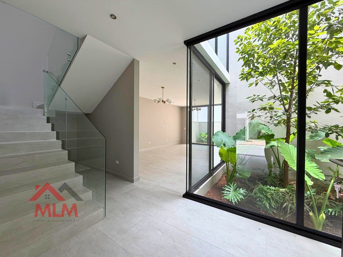 House in El Barro, Santiago, photo 6 of 16