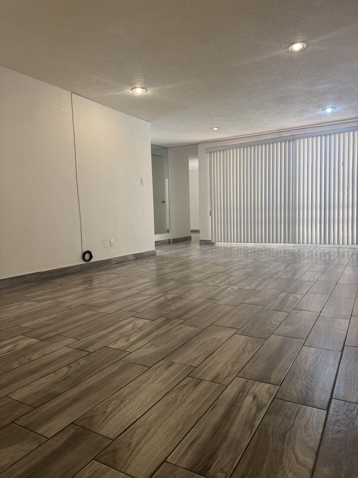 1 de 14: Sala / Comedor