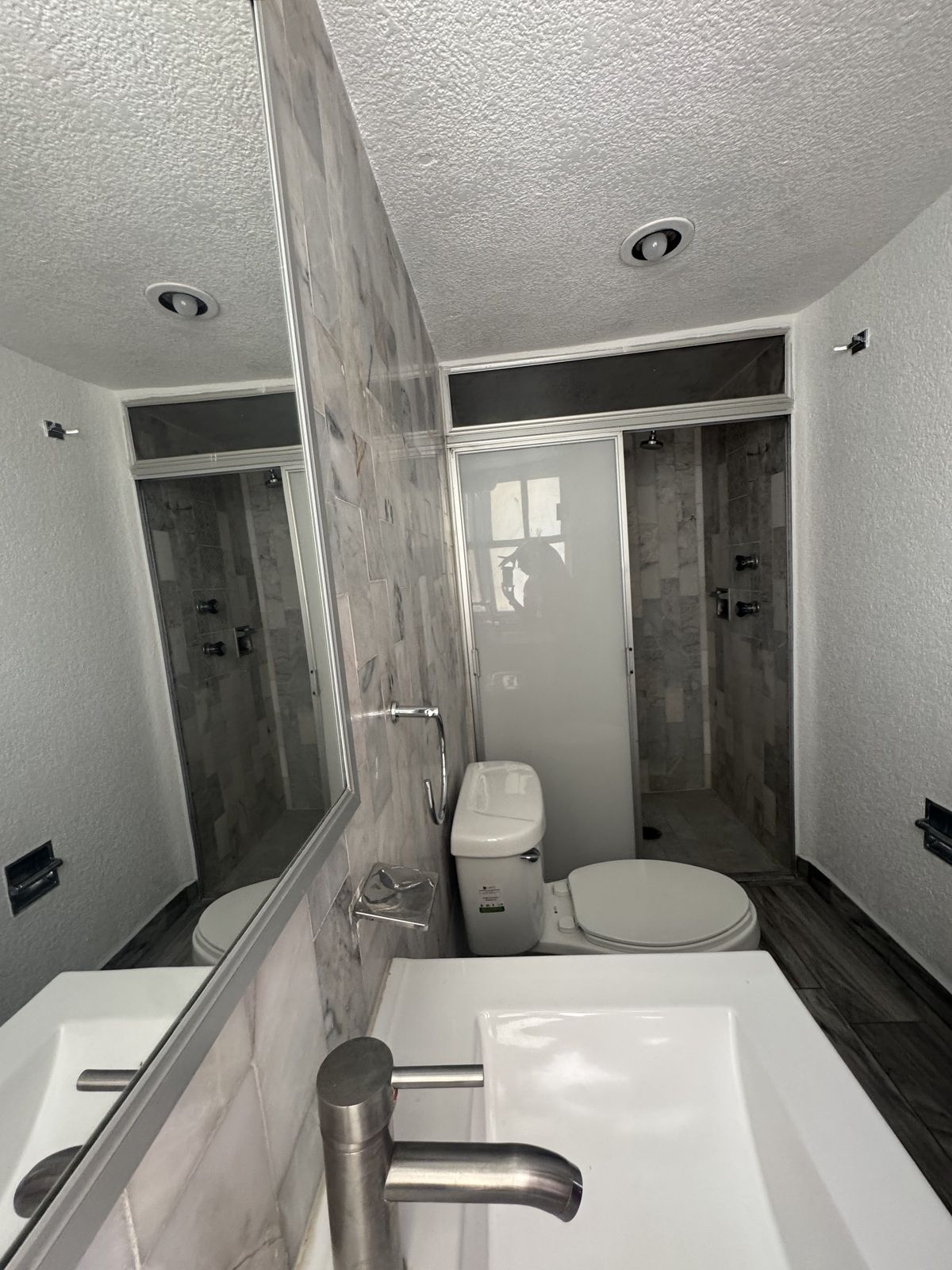 4 de 14: Baño habitación principal
