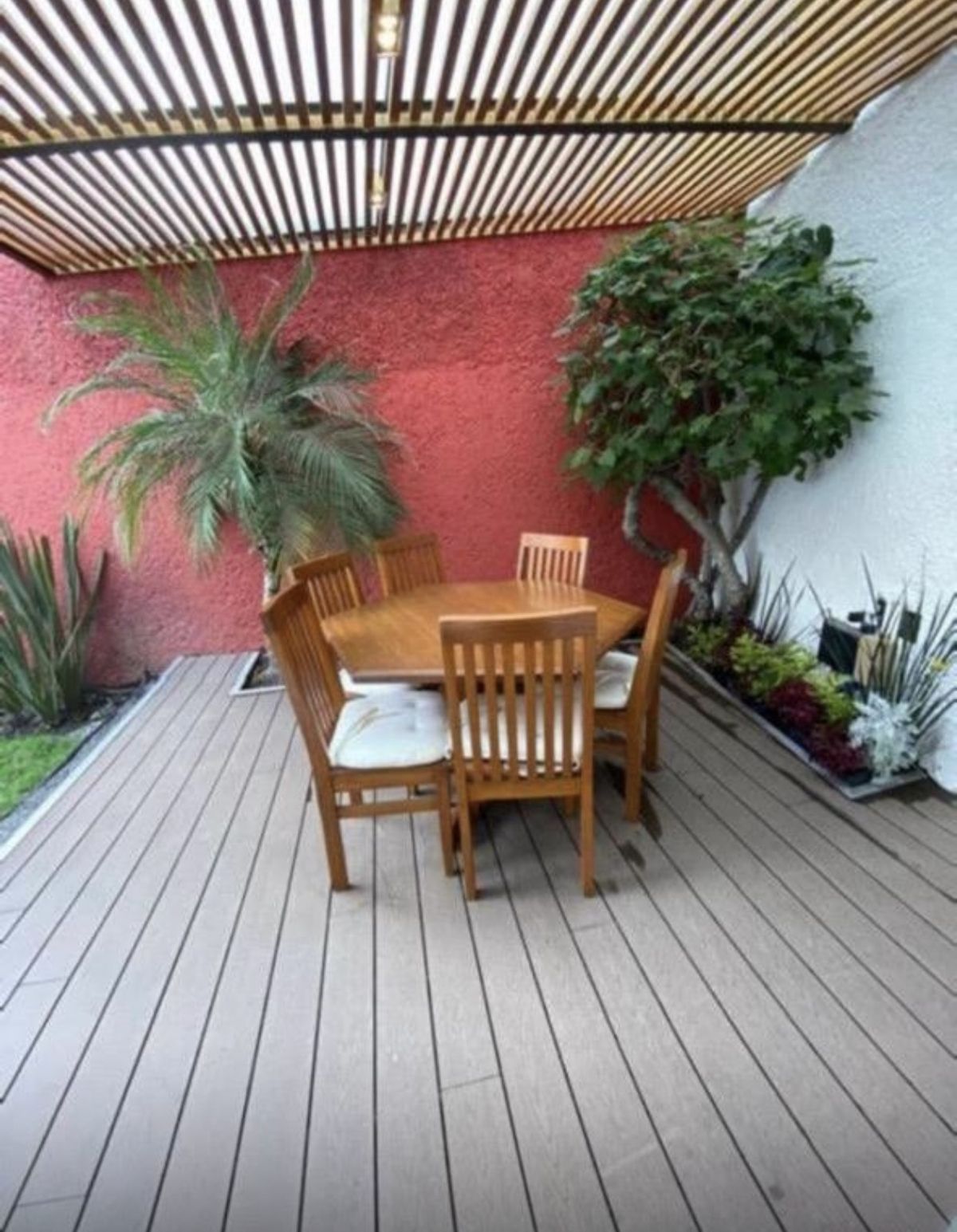 2 of 16: TERRAZA