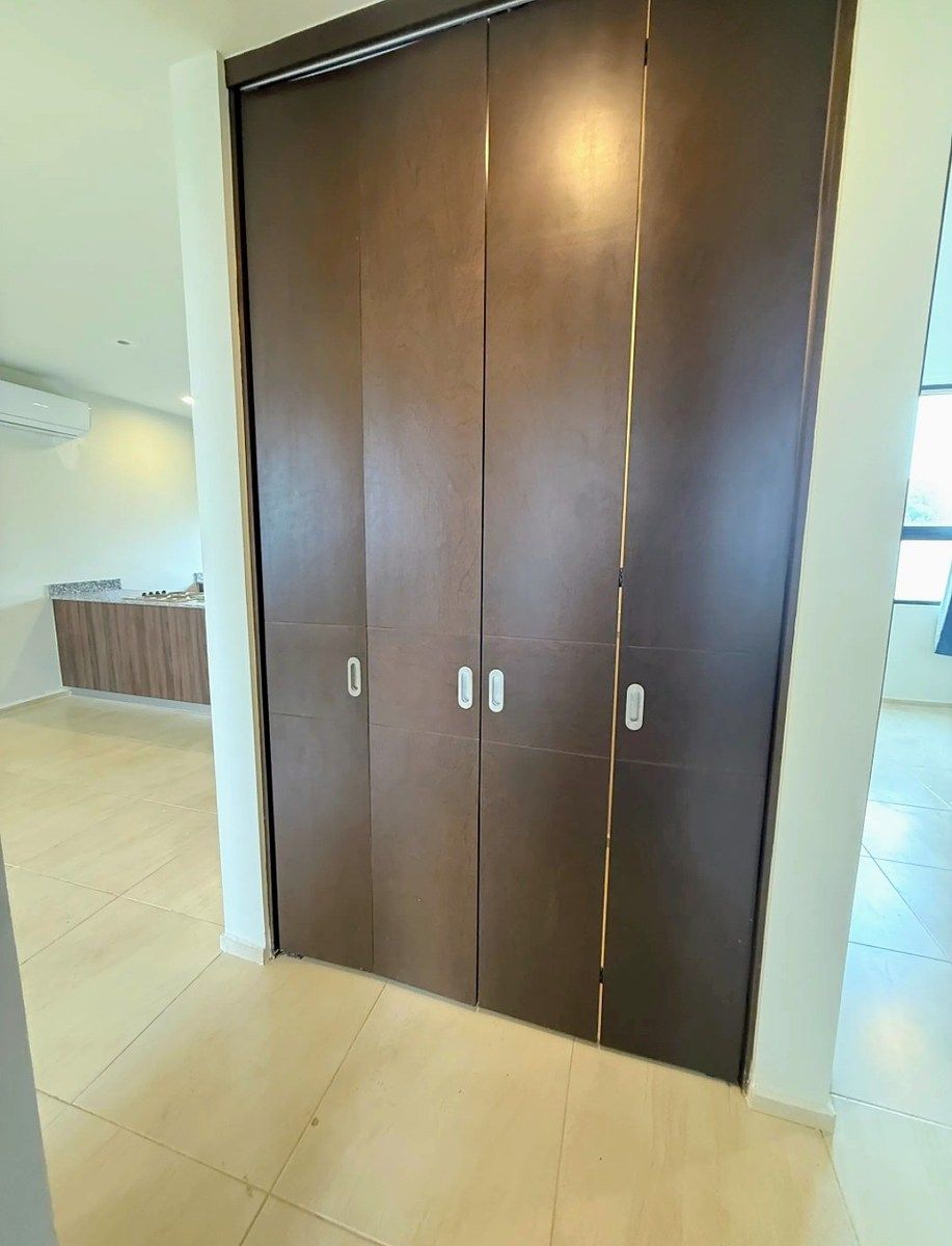 7 de 15: Closet de blancos