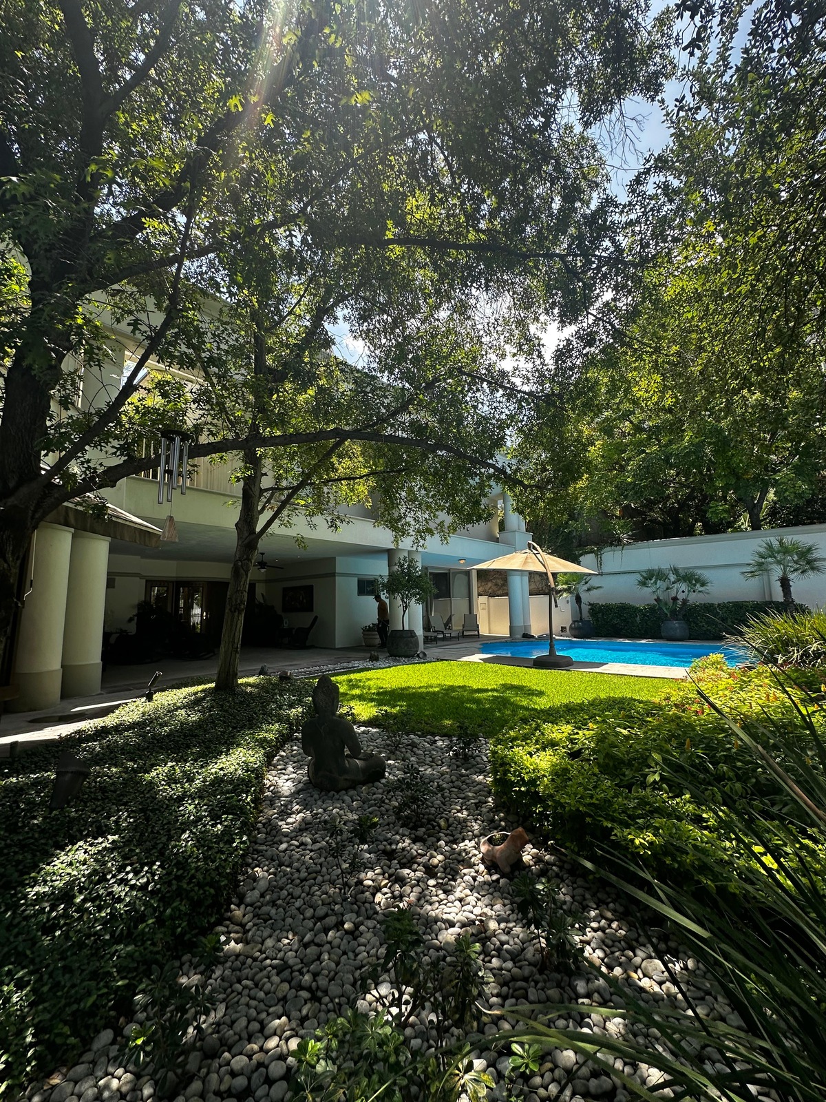 1 de 23: Jardín y terraza