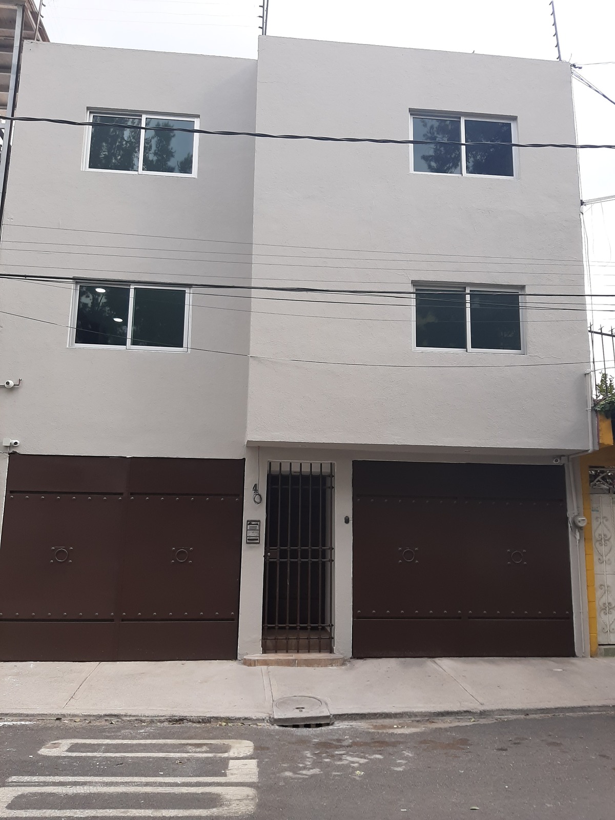 3 de 9