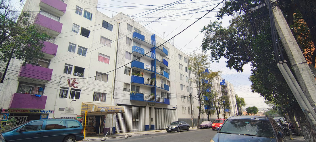 https://assets.easybroker.com/property_images/5456347/94497043/EB-TY6347.png?version=1755543675