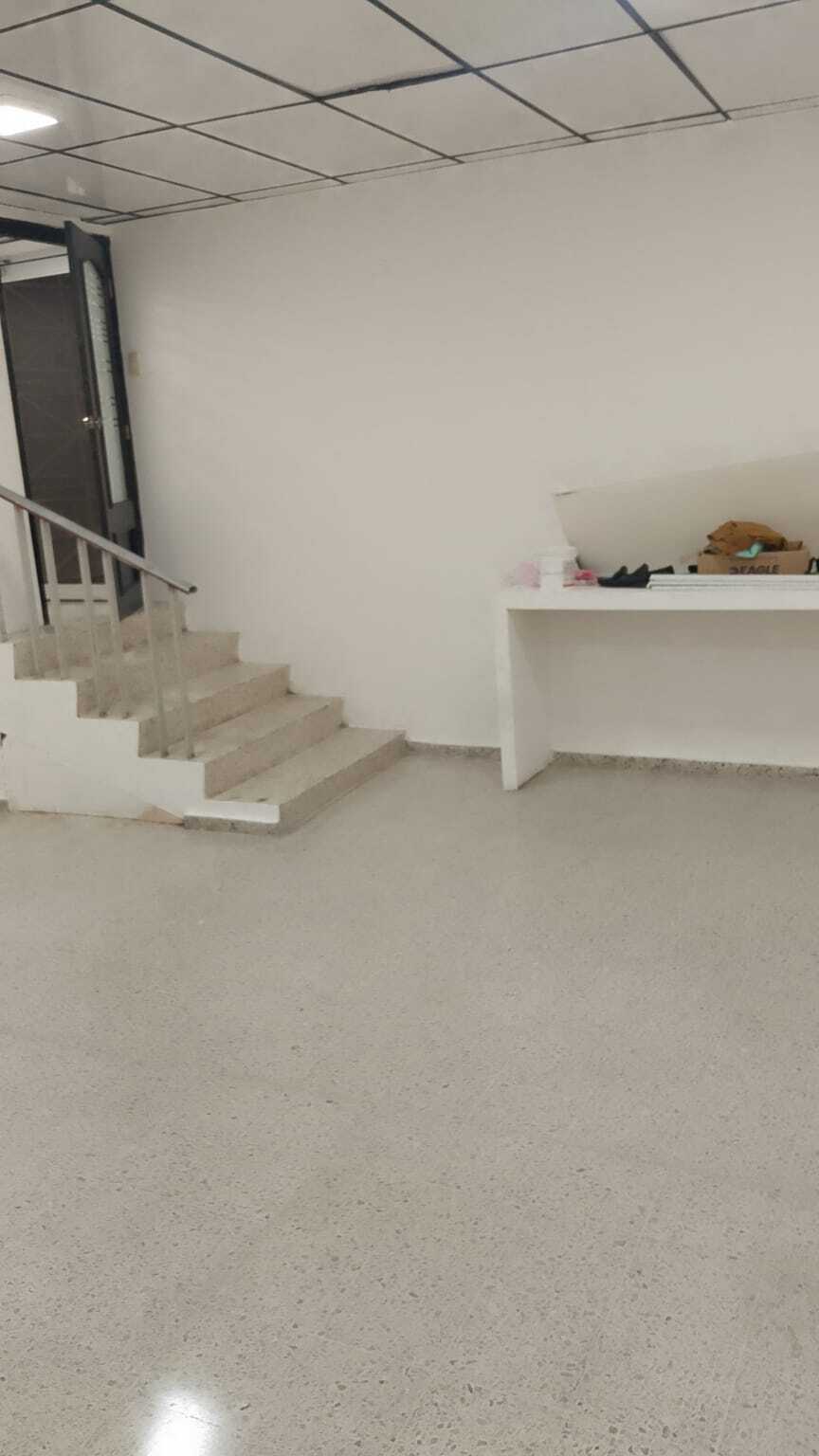 3 de 8