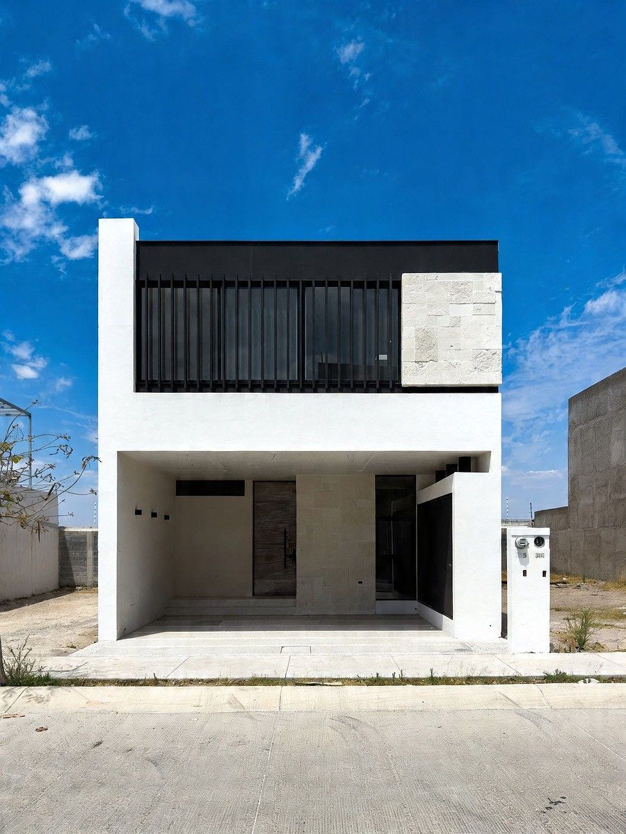 HOUSE FOR SALE WITH ROOF GARDEN IN VILANOVA (RSM SUR) - foto 1