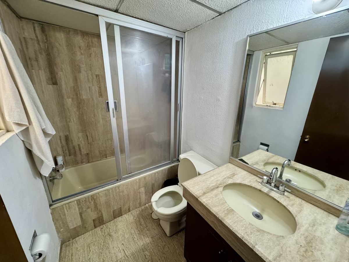 16 of 31: BAÑO RECÁMARA PRINCIPAL