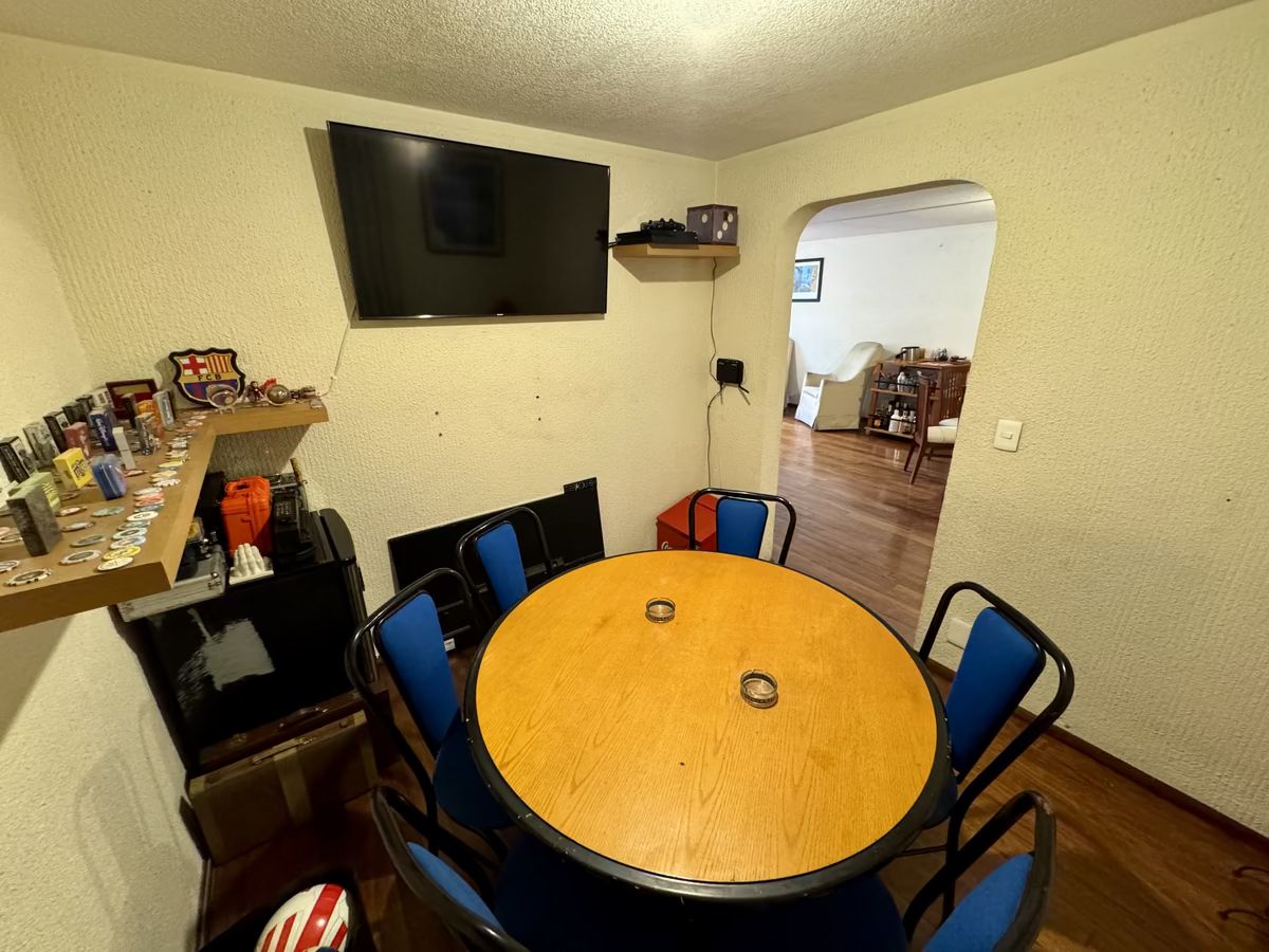 9 of 31: SALA DE JUEGOS
