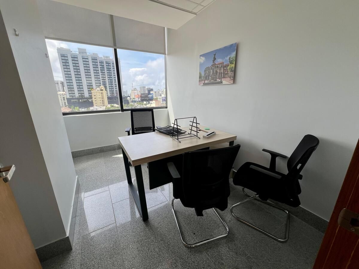 Oficina en Ensanche Serrallés, Santo Domingo Centro (Distrito Nacional), foto 7 de 11