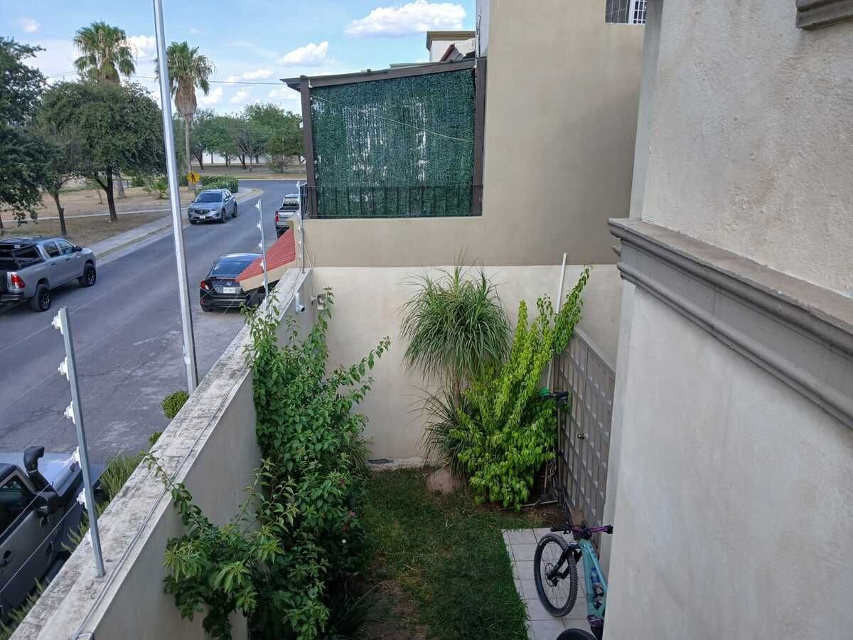 3 de 50