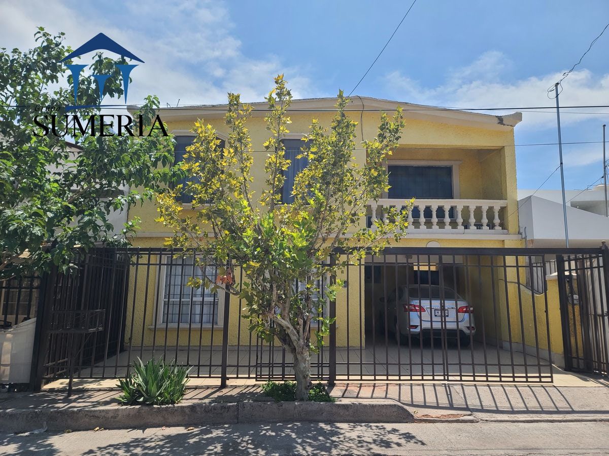 Casa en Venta en Fraccionamiento Los Pinos