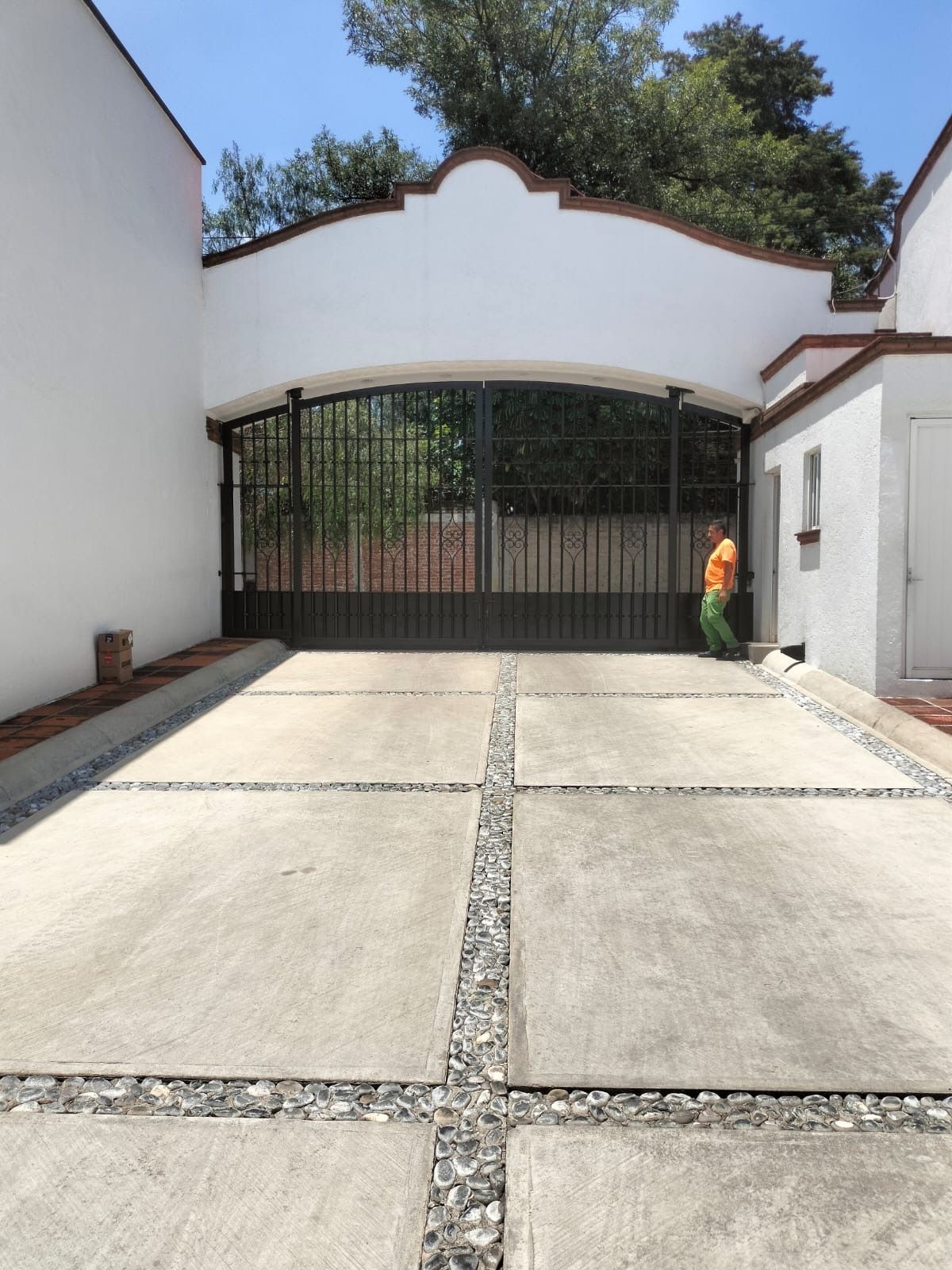 8 de 49