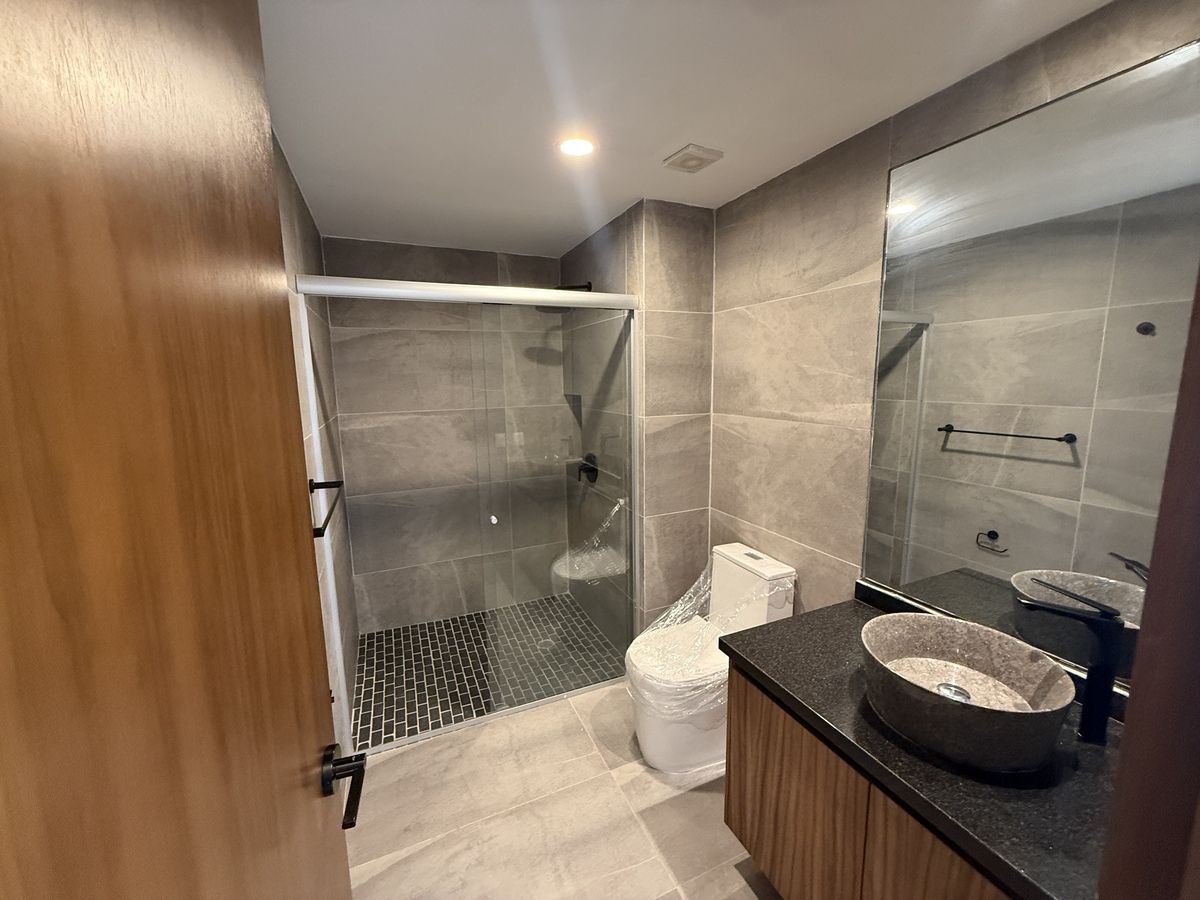 5 de 7: Baño recamara secundaria