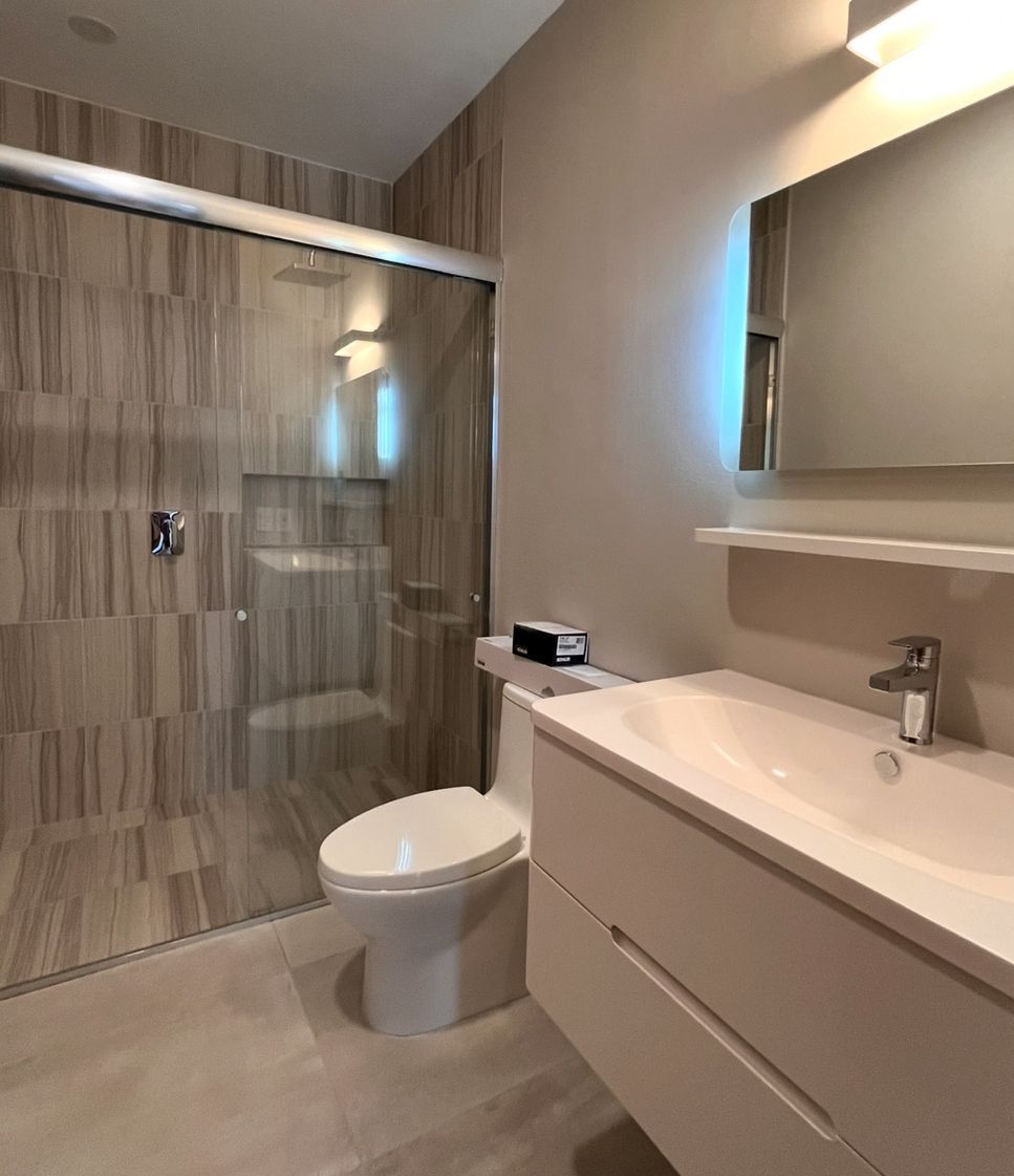 6 de 22: BAÑO PRINCIPAL