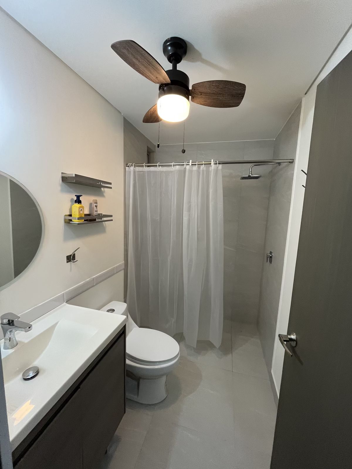 12 de 19: Baño recámara principal