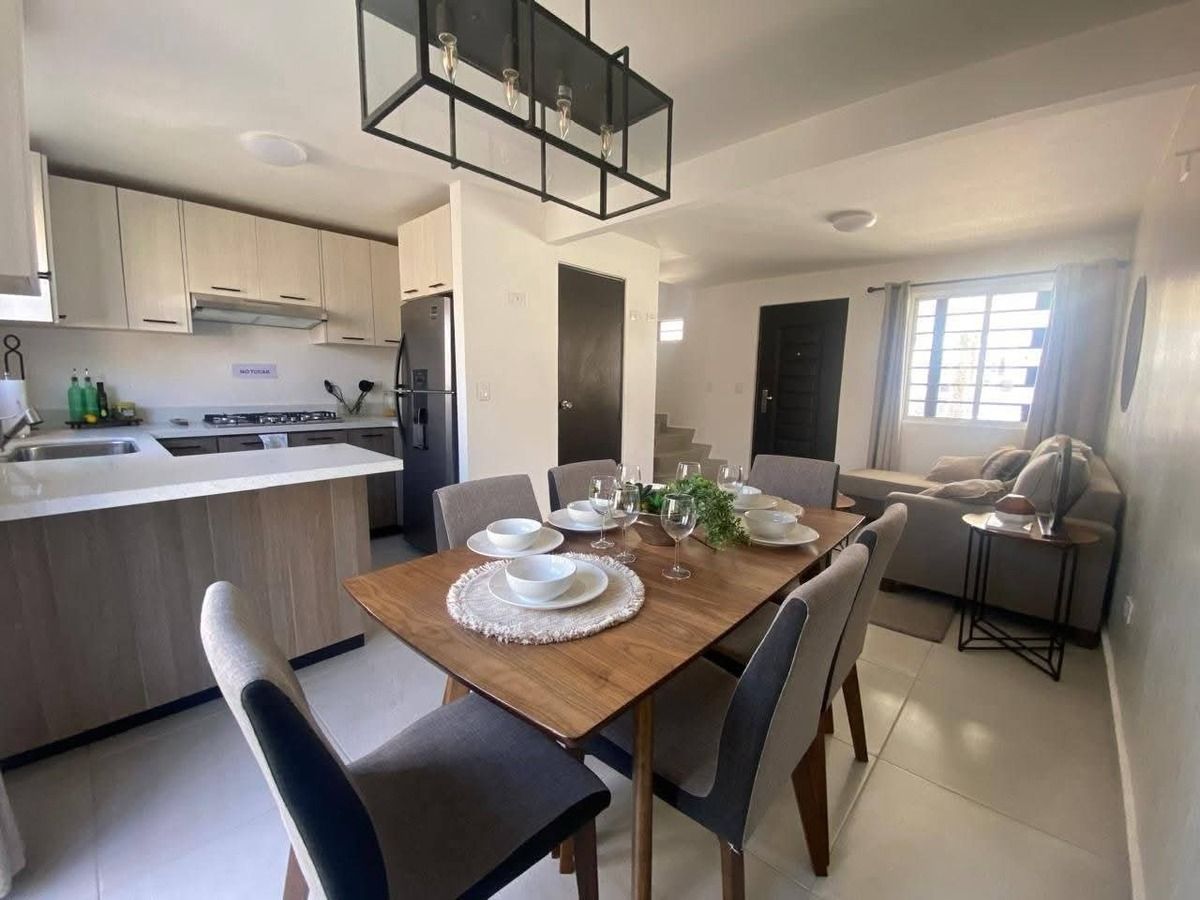 5 de 13: Comedor y sala