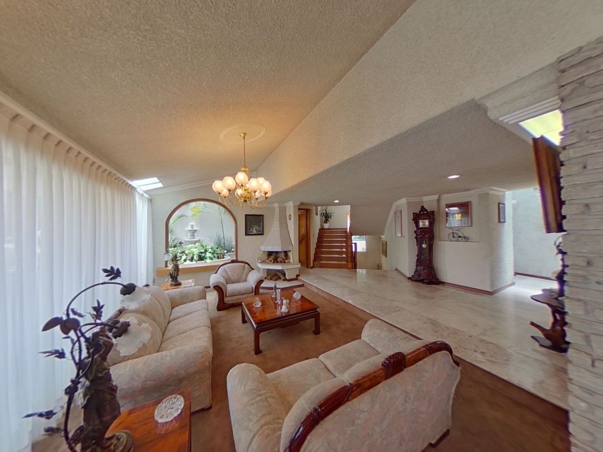 En VENTA con amplios espacios y vista panorámica en Privada con vigilancia - foto 5