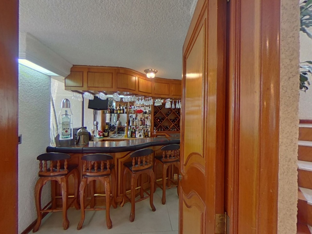7 de 41: Bar