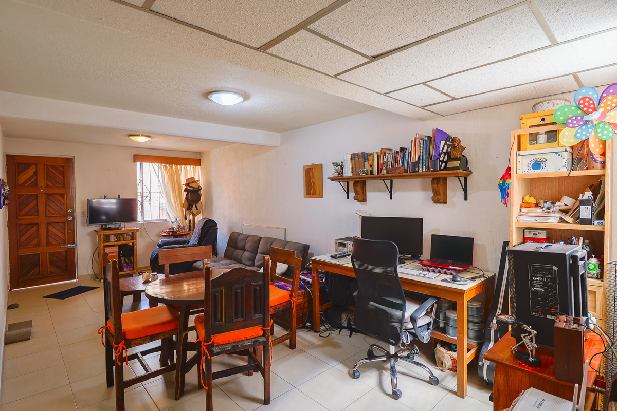 4 de 15: Sala - Comedor