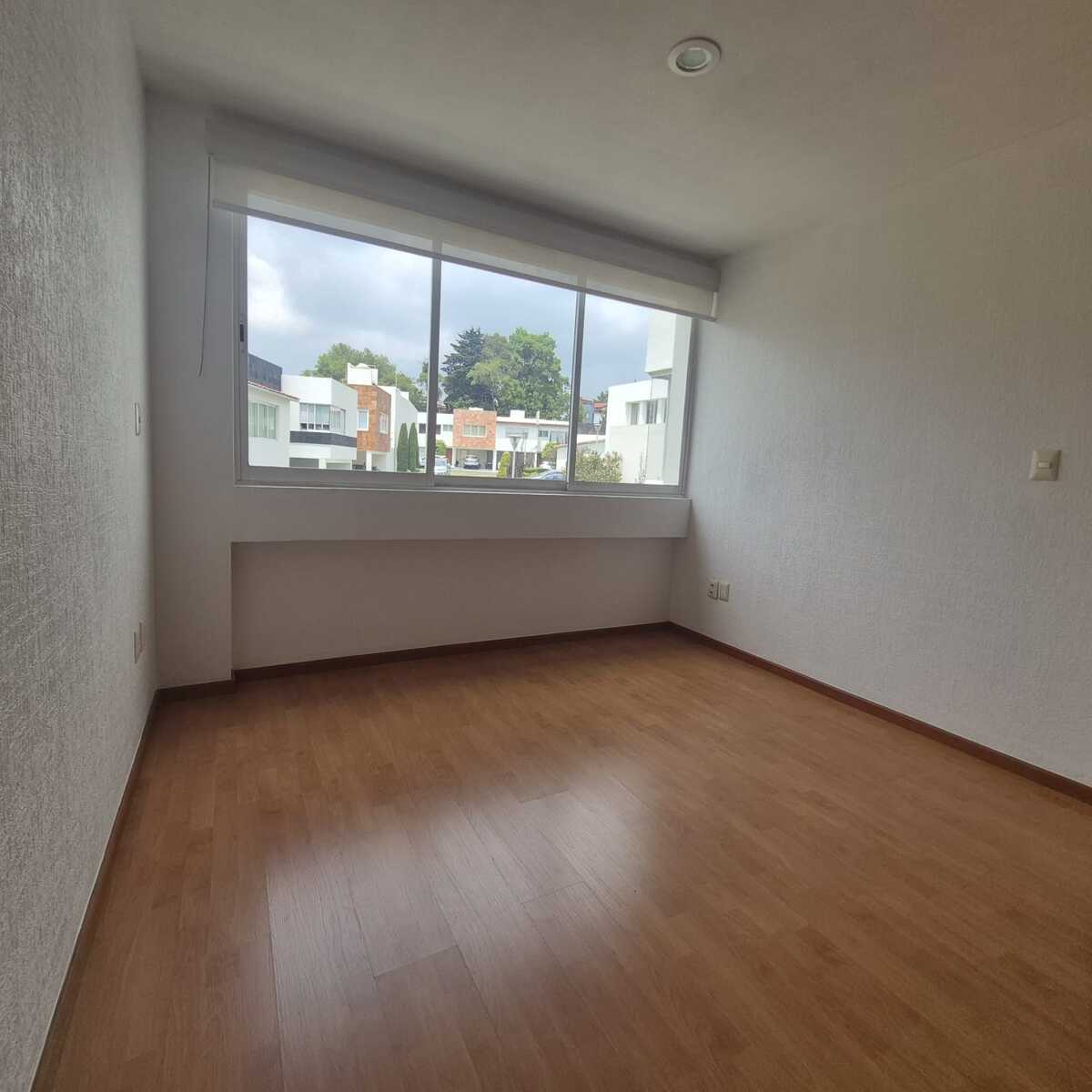 10 of 21: recámara secundaria