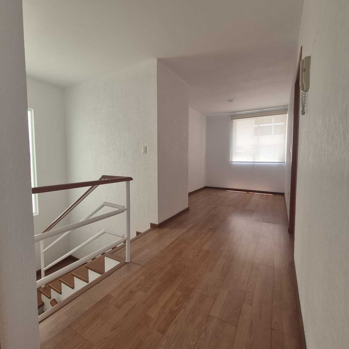 9 of 21: Family room