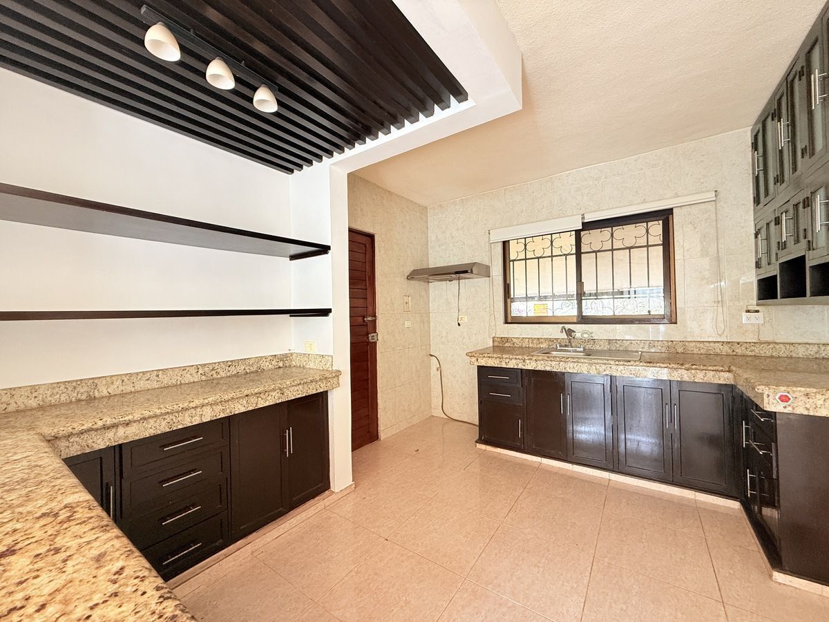 EN VENTA CASA DE 4 RECÁMARAS AL NORTE DE LA CIUDAD DE MÉRIDA | LA FLORIDA | - foto 5