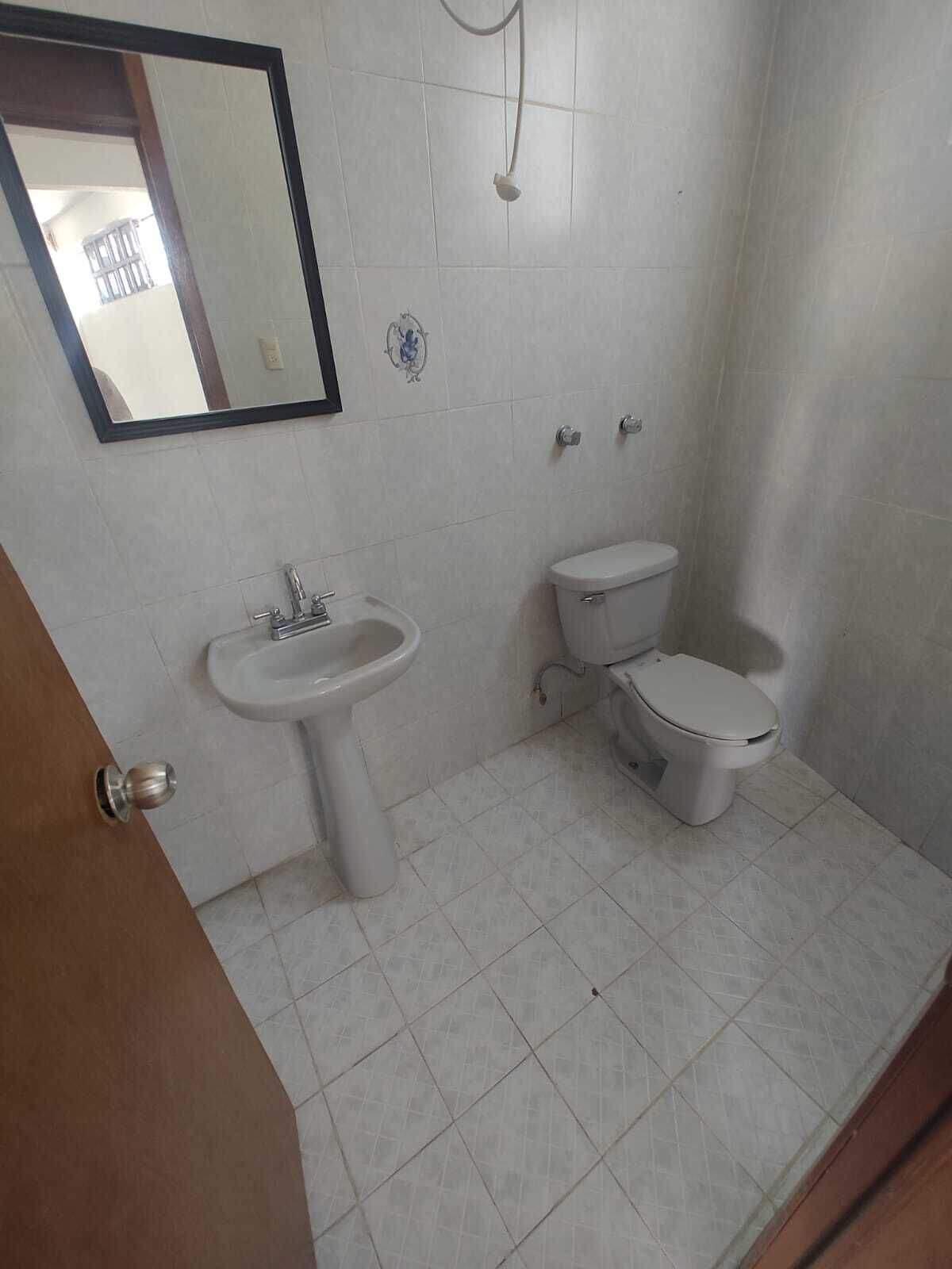 LOCAL COMERCIAL EN VILLAS DEL CIMATARIO