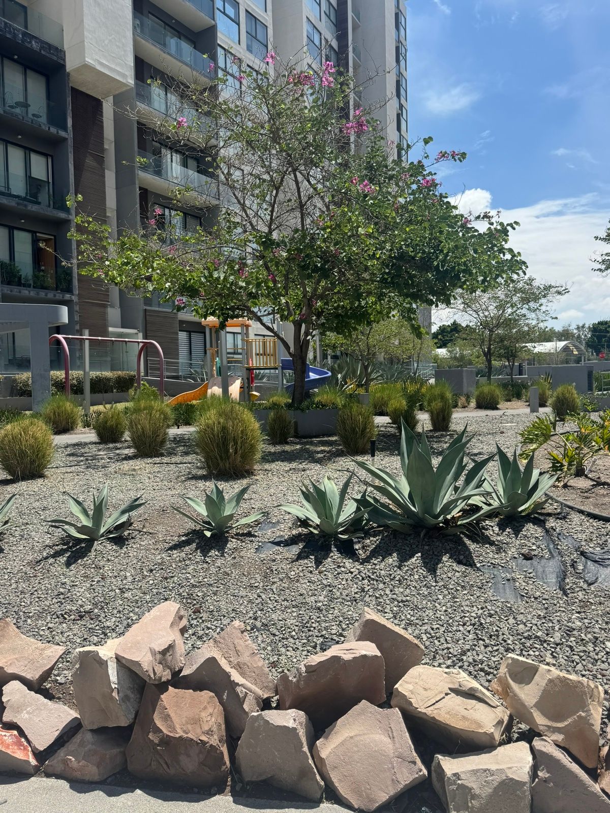 RENTA  Departamento en Latitud la Victoria