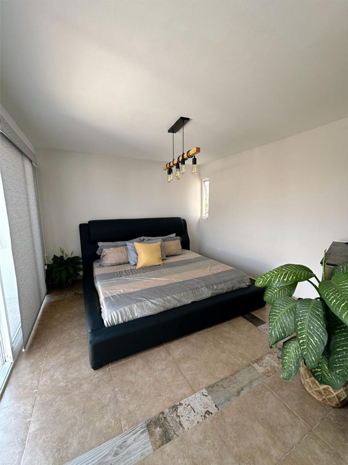 Casa en VENTA para Inversión en Pedregal de Schoenstatt con Roof Garden