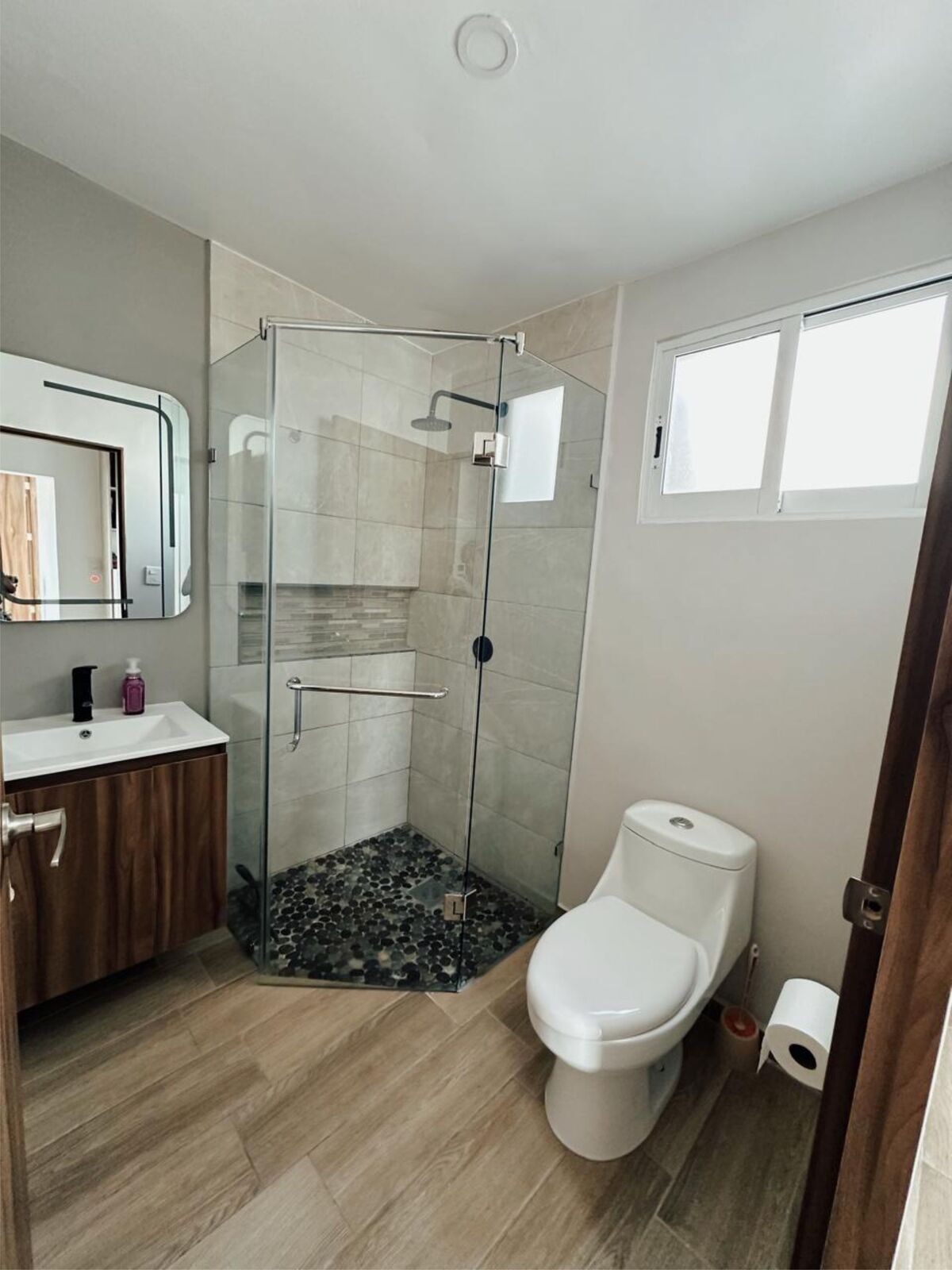 Casa en VENTA para Inversión en Pedregal de Schoenstatt con Roof Garden