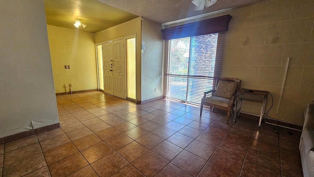 Casa em Villafontana, Mexicali, foto 4 de 27