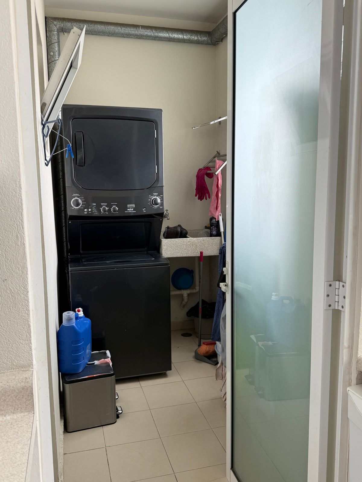 18 de 41: Cuarto de lavandería