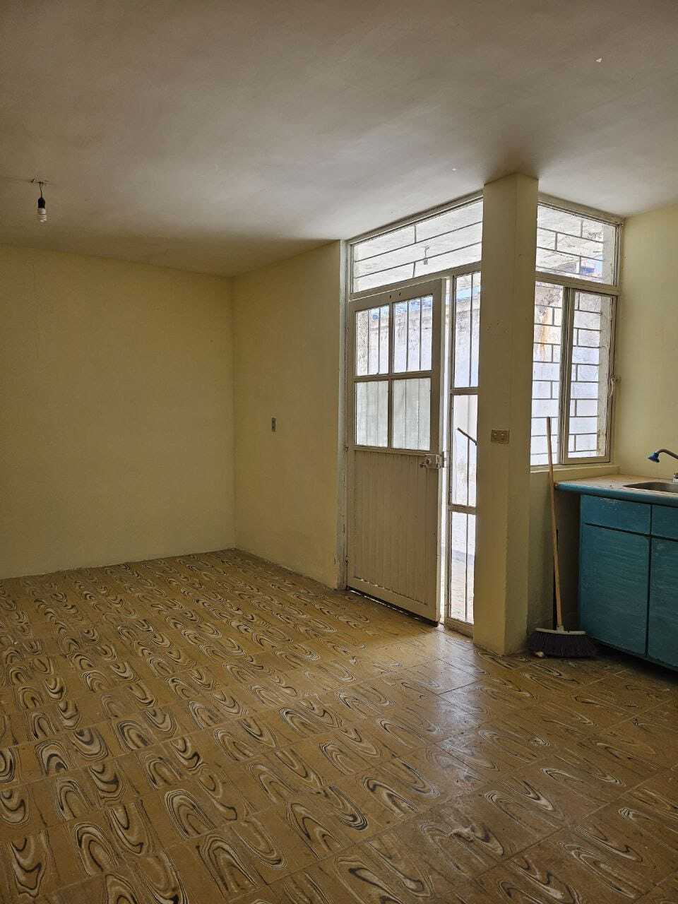 4 of 10: Sala, comedor, cocina