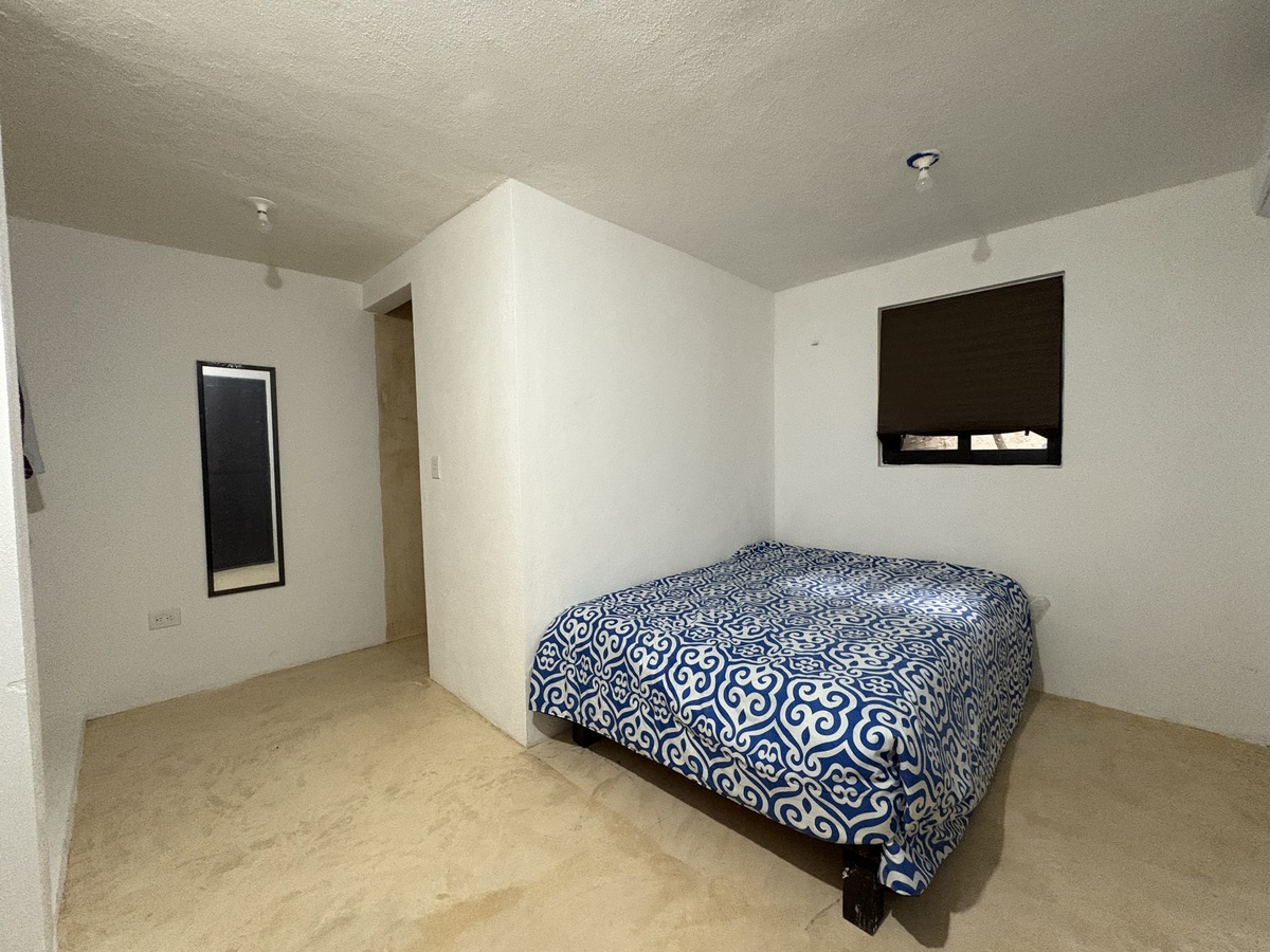 4 of 21: Baño propio