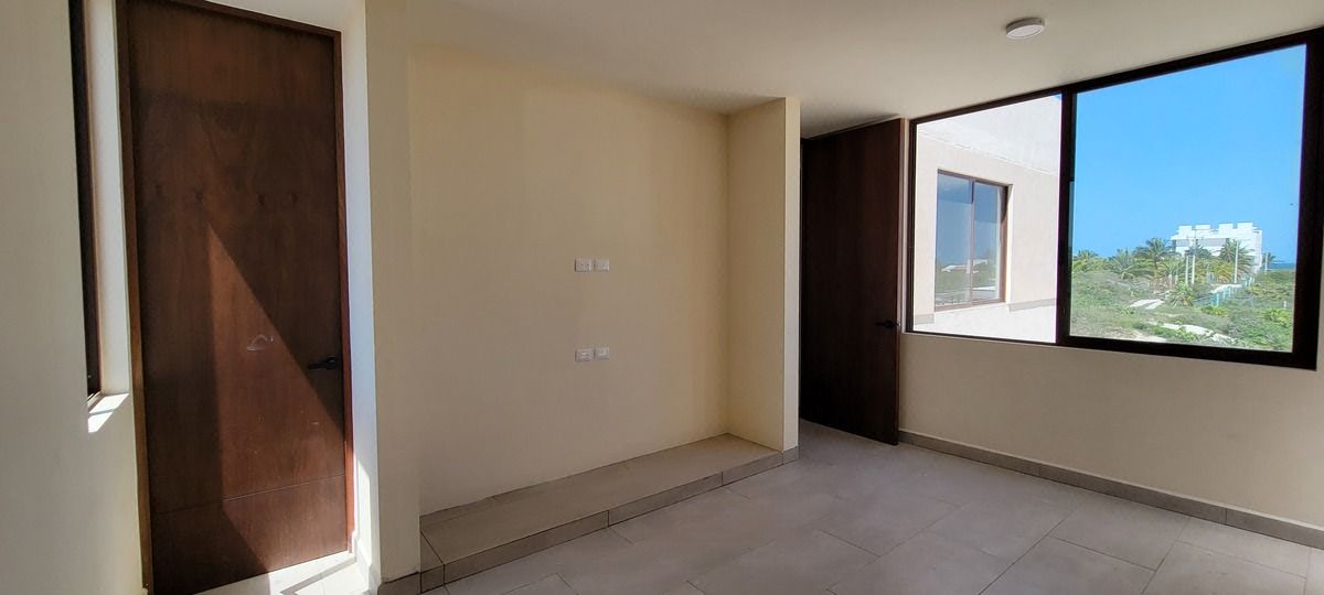 Villa en venta en el puerto de San Benito - foto 2
