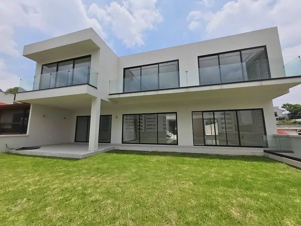 Vendendo uma casa nova em Bosques de las Lomas, foto 1 de 24