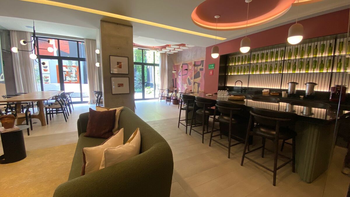 11 de 31: AREA DE COWORKING