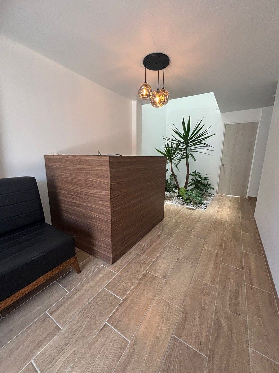 7 de 28: Recepción/ sala de espera