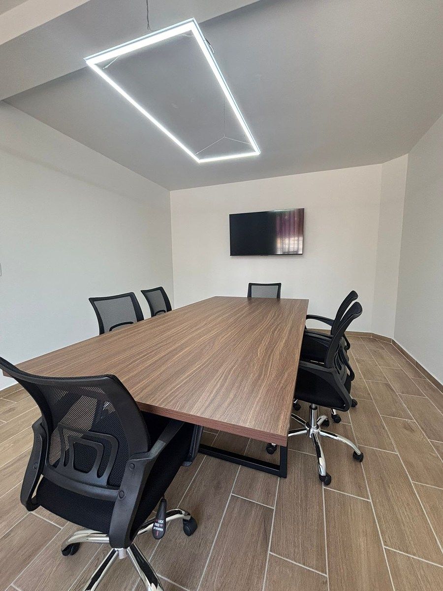 21 de 28: Sala de juntas