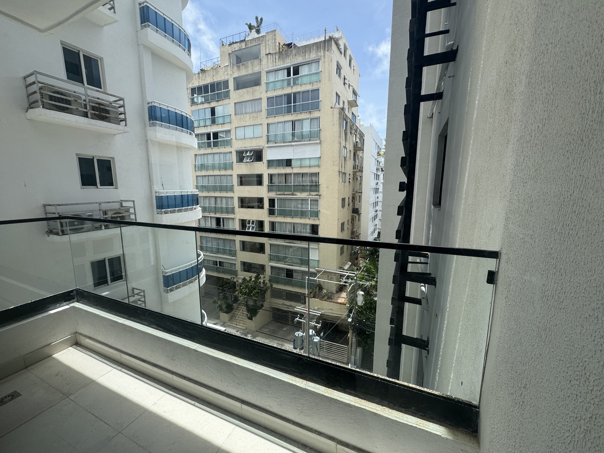 8 de 16