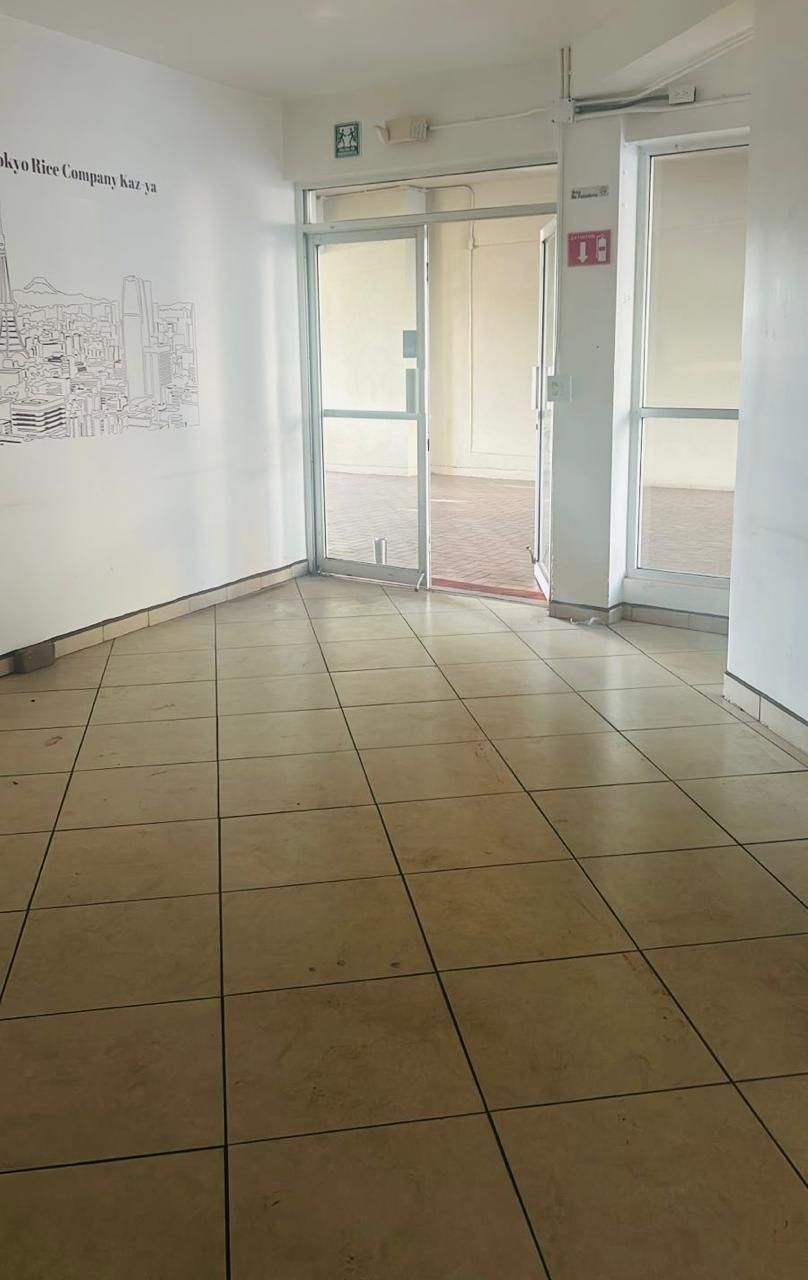 RENTA LOCAL COMERCIAL ZONA DORADA