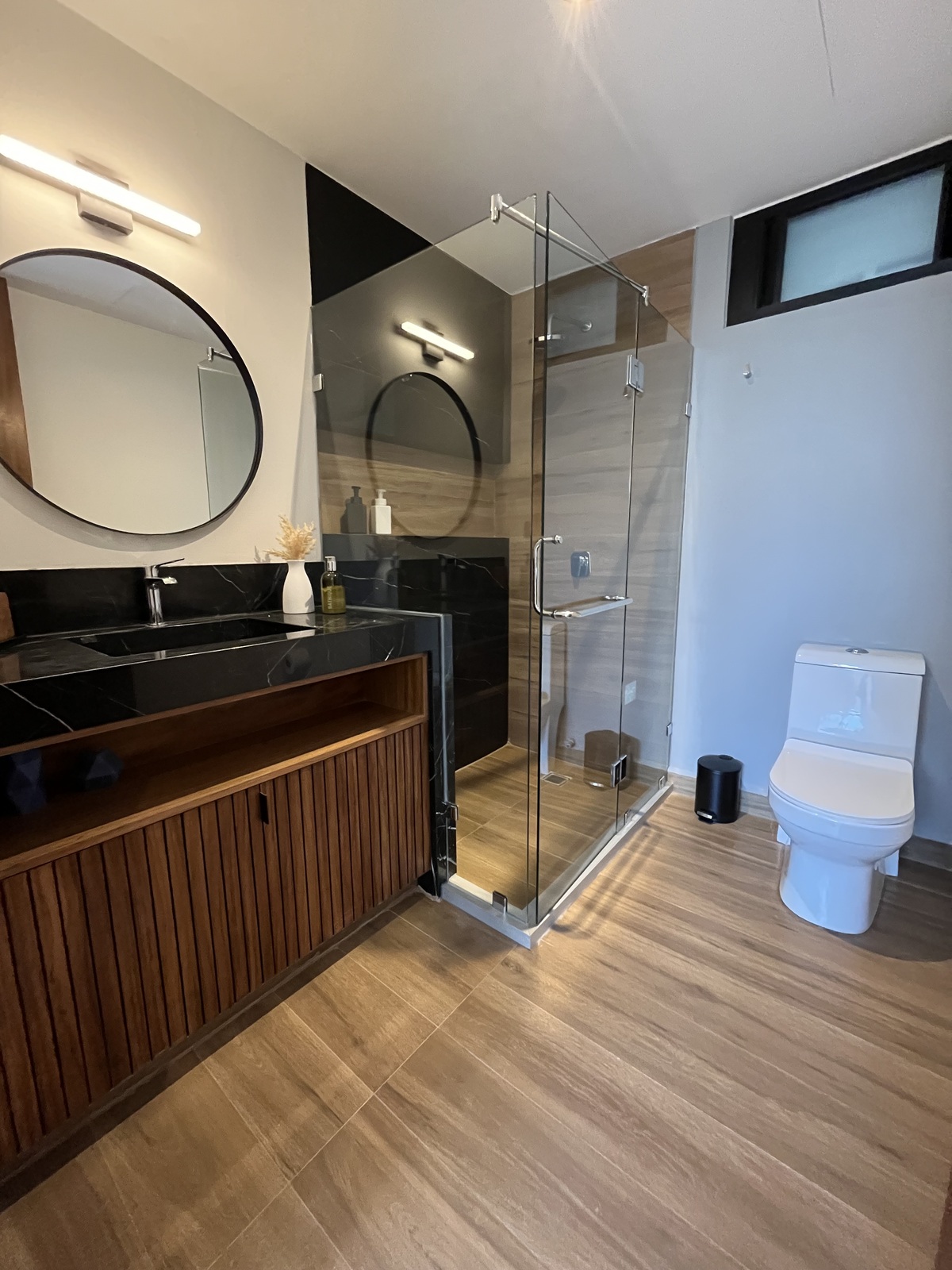 13 de 26: Baño 2