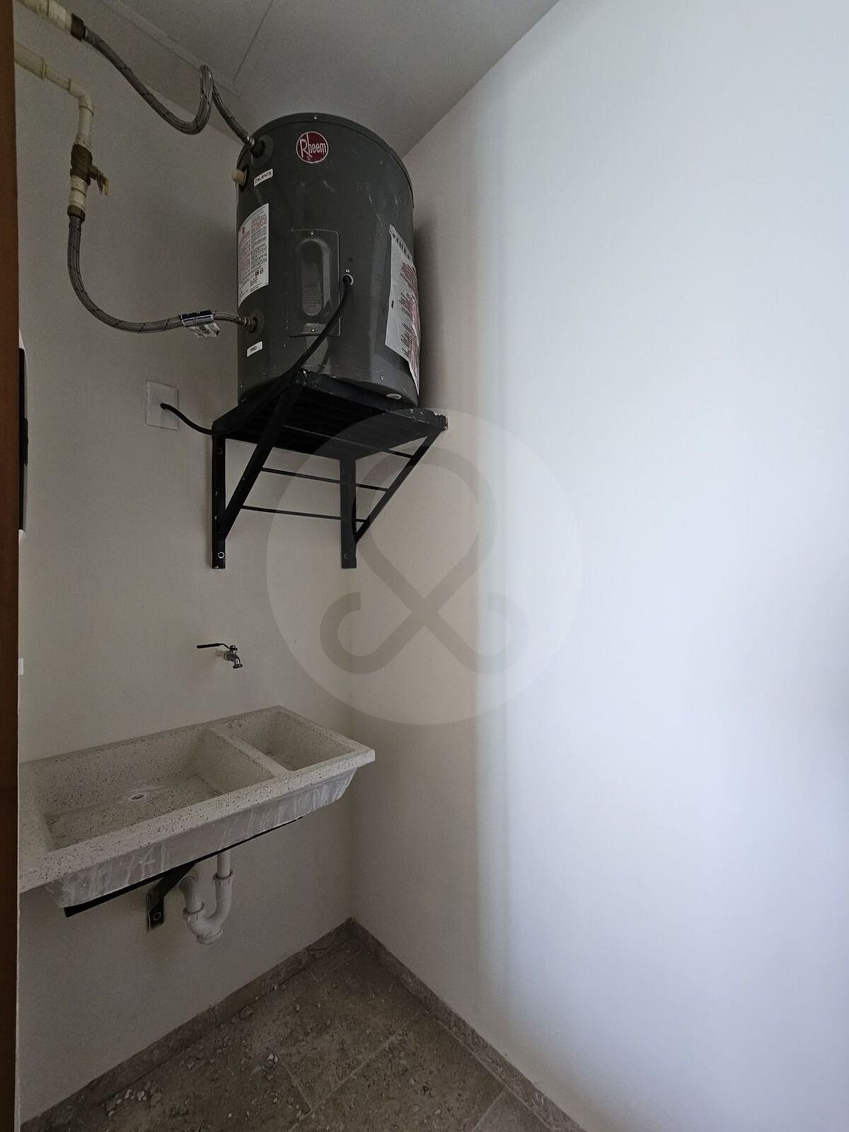 8 de 28