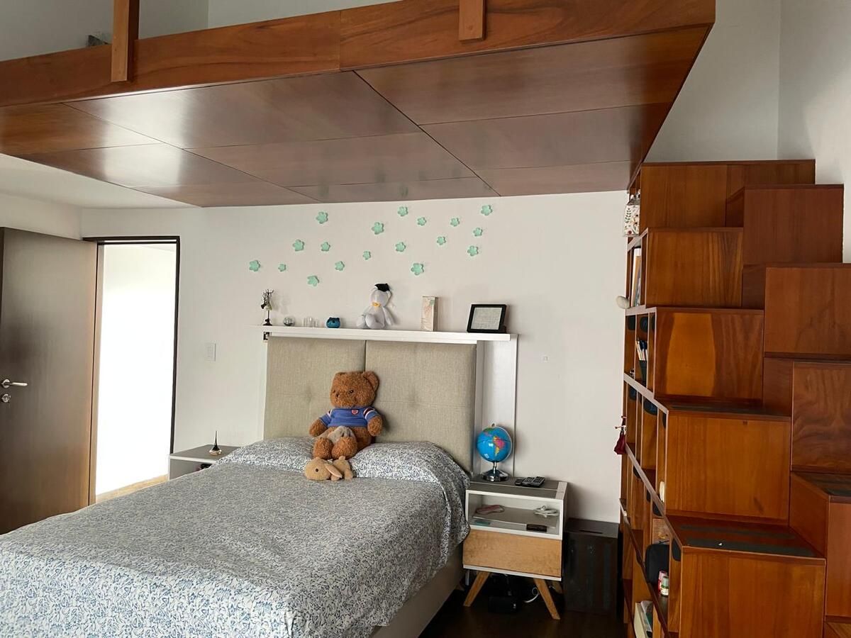 19 de 39: Recámara secundaria en segundo piso con tapanco