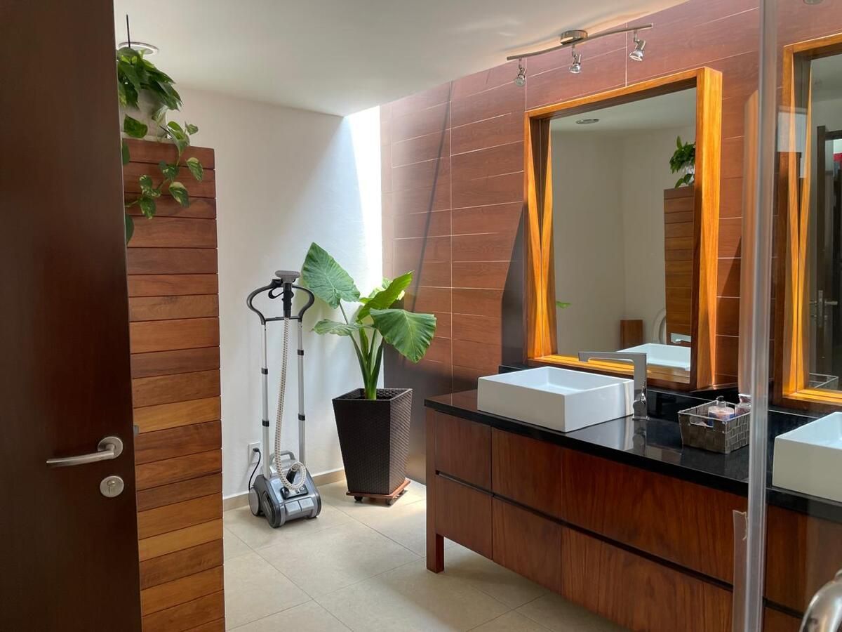 14 de 39: Baño Principal