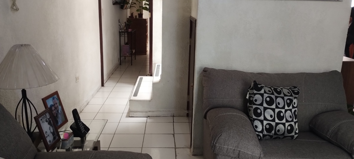 5 de 25: Sala
