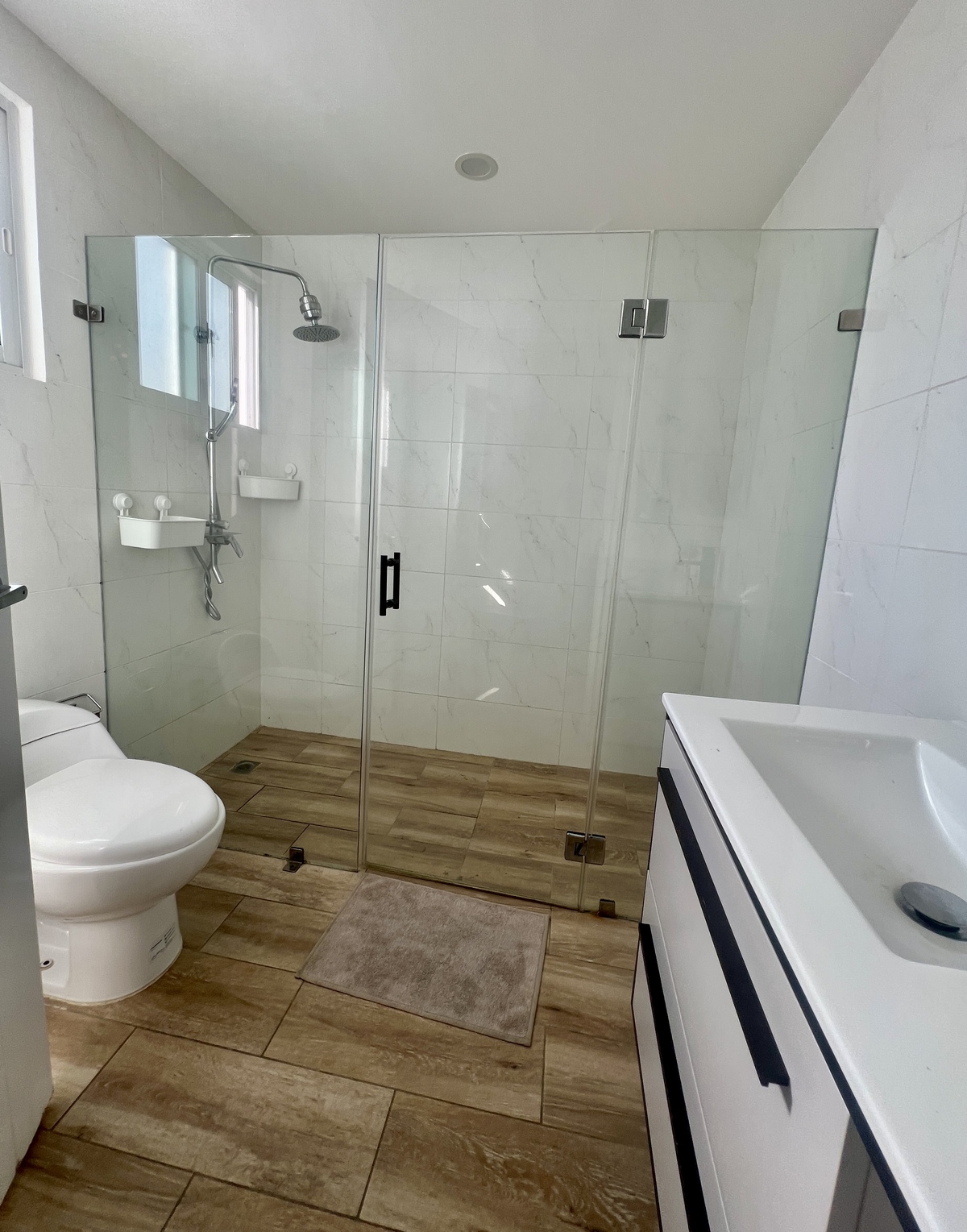 14 de 26: Baño hab principal